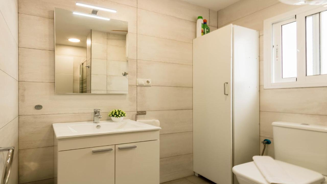 Apartamento Santa Justa Севиля Екстериор снимка