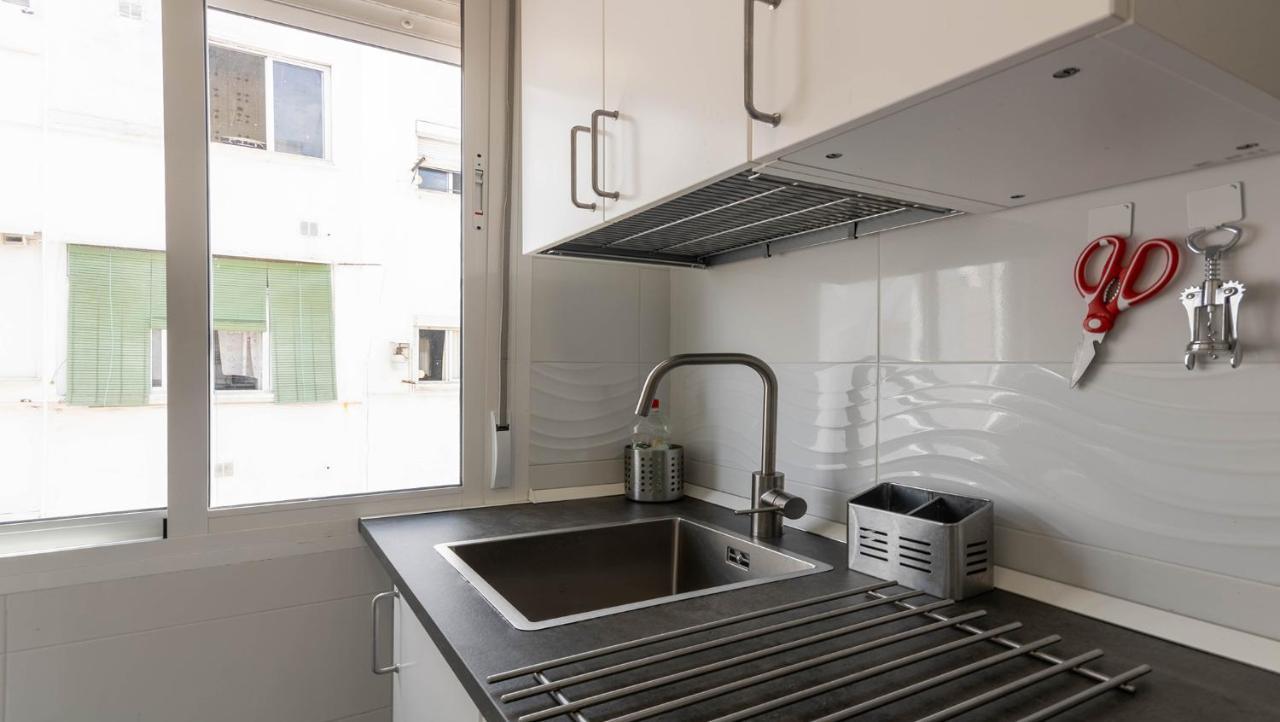 Apartamento Santa Justa Севиля Екстериор снимка