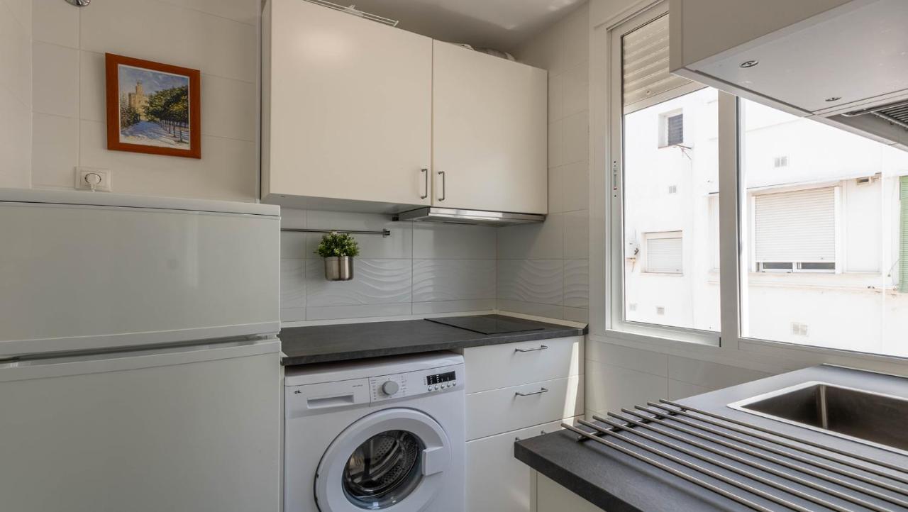 Apartamento Santa Justa Севиля Екстериор снимка